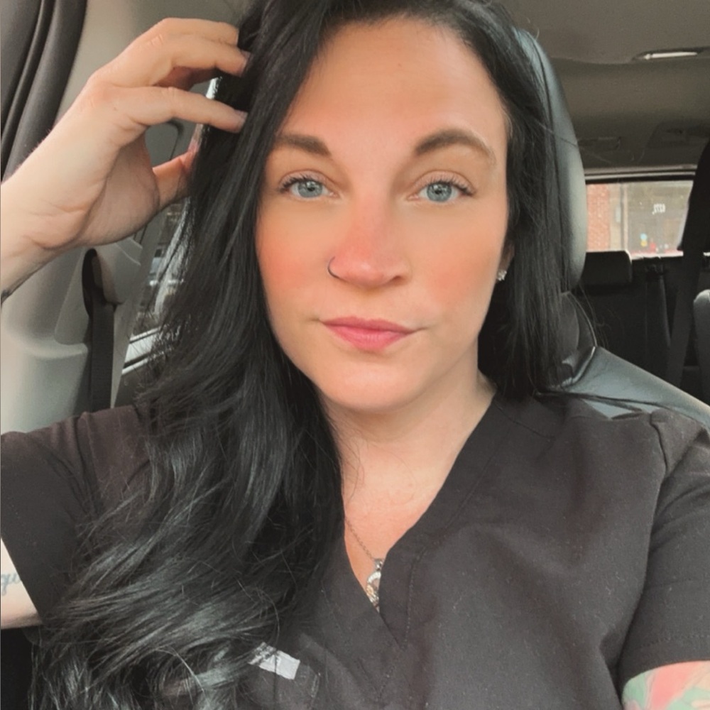 Meet your Posher, Amanda